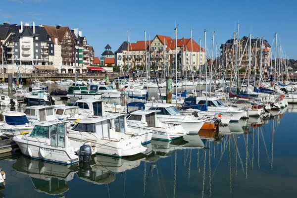 Que faire à dives-sur-mer : découvrez ses trésors cachés